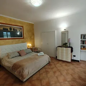 Apartamento Piramide Gold, Roma