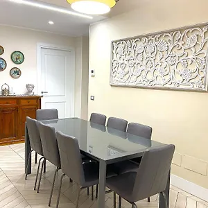 Apartament Trastevere Boulevard, Rzym